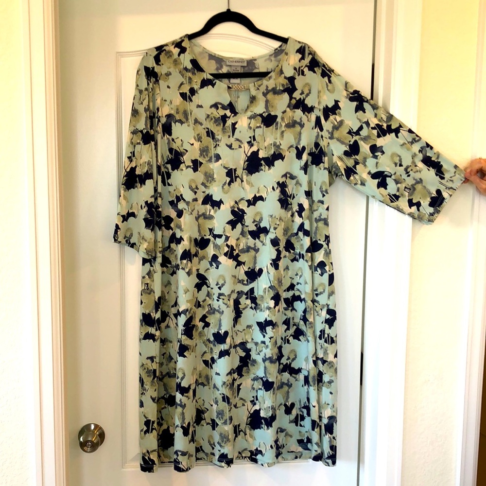1x Catherine’s Floral Dress